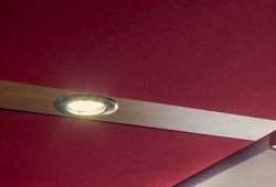 illuminazione postazione mixer, barra in faggio con faretti