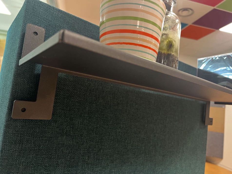 Mensola per pannelli acustici porta CD e porta oggetti